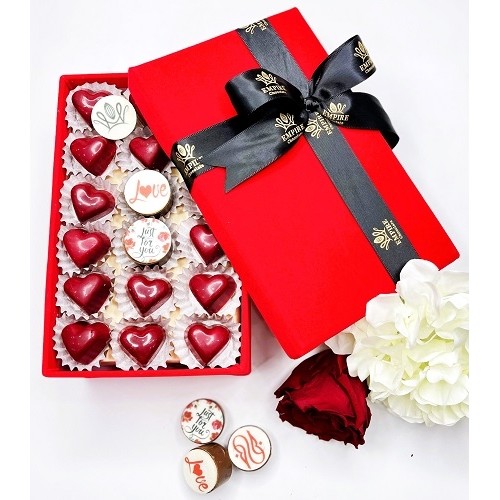 SMALL VELVET BOX